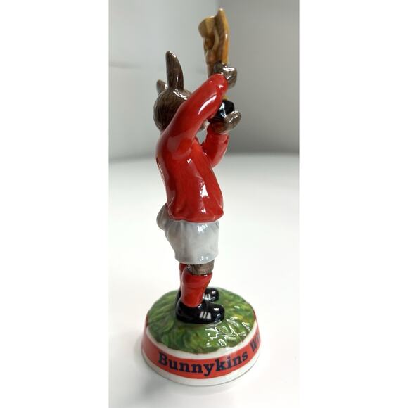 ROYAL DOULTON Bunnykins Winners Trophy 1966 LE 2006 Porcelain Figurine 789/1000 - Picture 4 of 7